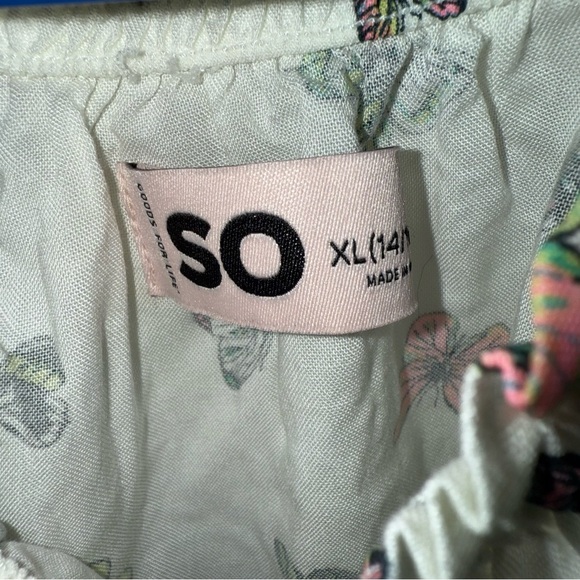 SO Cream Ruffled Long Sleeve Blouse - Picture 3 of 4